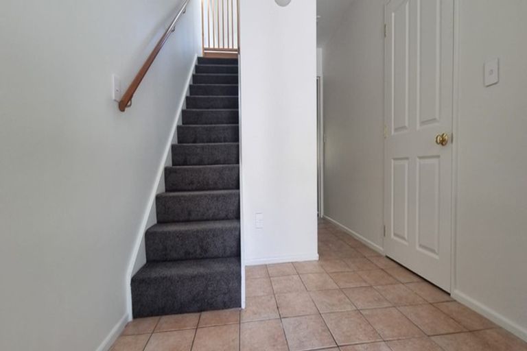 Photo of property in 28d Hallenstein Street, Queenstown, 9300