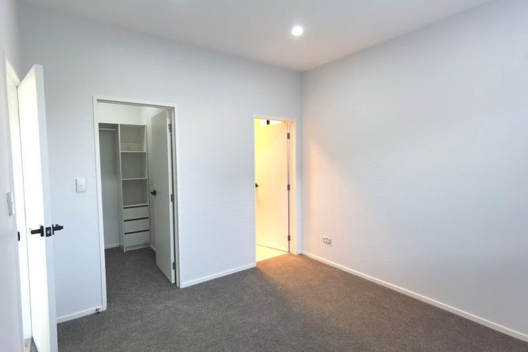 Photo of property in 4 Waka Ama Road, Karaka, Papakura, 2113