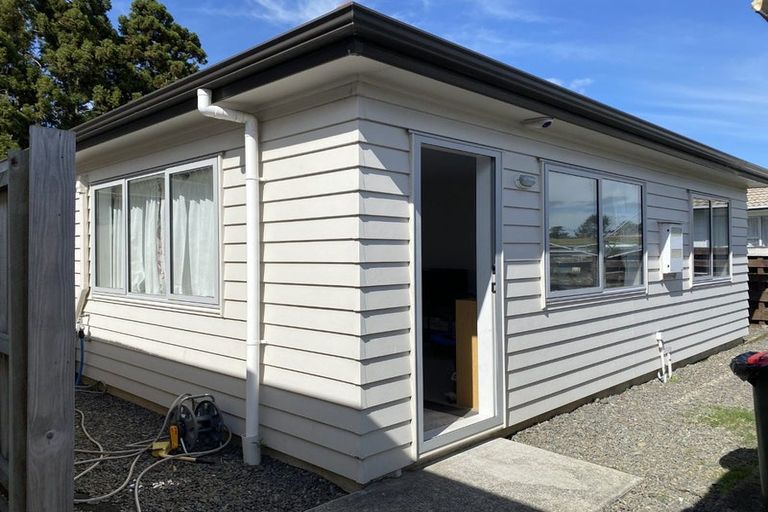 Photo of property in 131 Cascades Road, Pakuranga Heights, Auckland, 2010