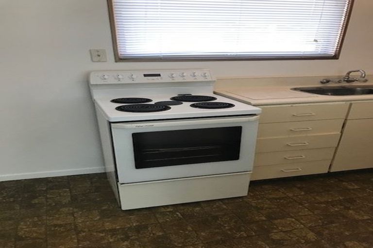 Photo of property in 1/131 Union Road, Howick, Auckland, 2014