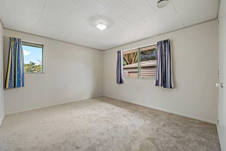Photo of property in 11a Keeling Road, Henderson, Auckland, 0612