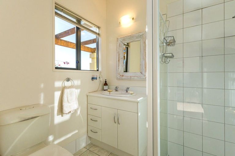 Photo of property in 32 Gladstone Road, Hadlow, Timaru, 7974