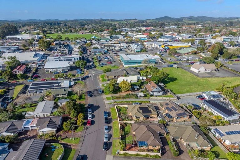 Photo of property in 21 Fairway Drive, Kerikeri, 0230