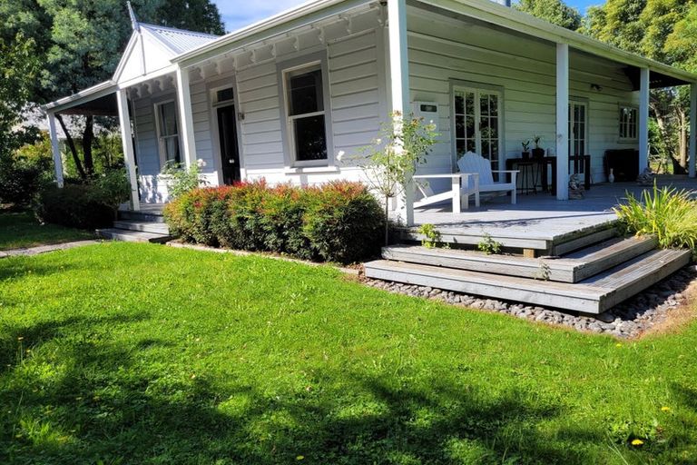 Photo of property in 3 Fabians Road, Papawai, Greytown, 5794