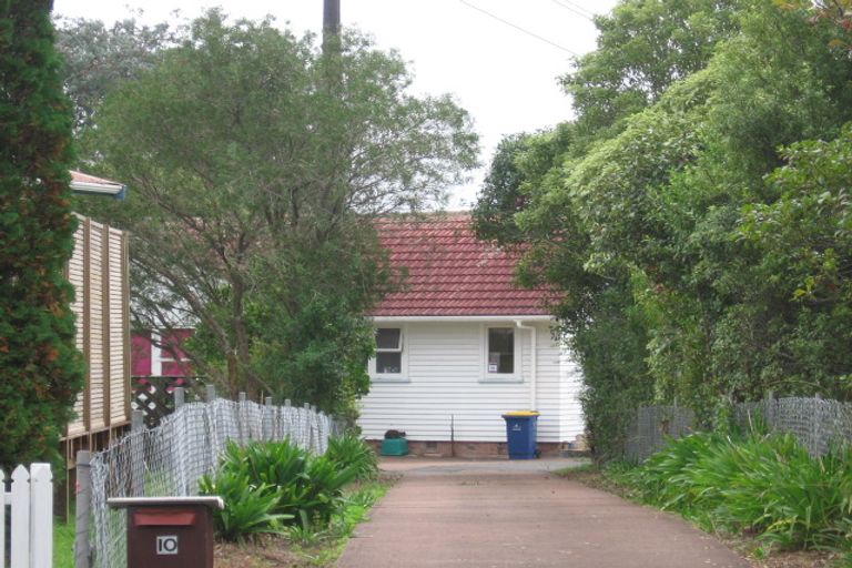 Photo of property in 10 Sunray Avenue, Titirangi, Auckland, 0604