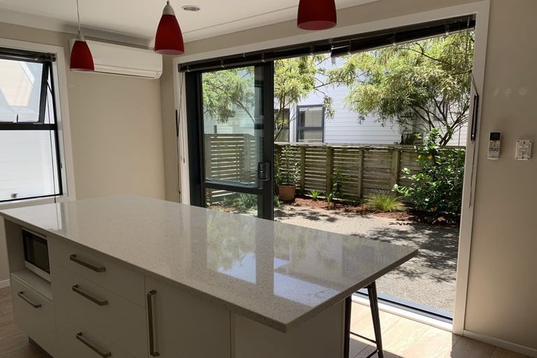 Photo of property in 35 Nairn Street, Mount Cook, Wellington, 6011