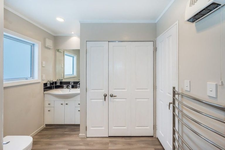 Photo of property in 95 Elizabeth Street, Waikanae, 5036