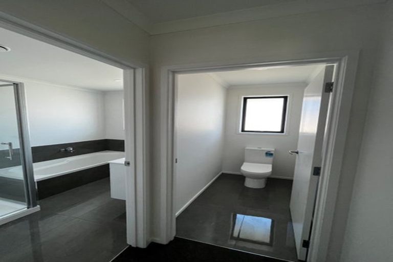 Photo of property in 34 Murray Ward Drive, Te Kauwhata, 3710