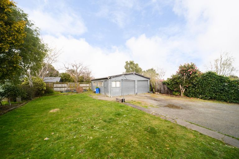 Photo of property in 32 Leicester Street, Terrace End, Palmerston North, 4410