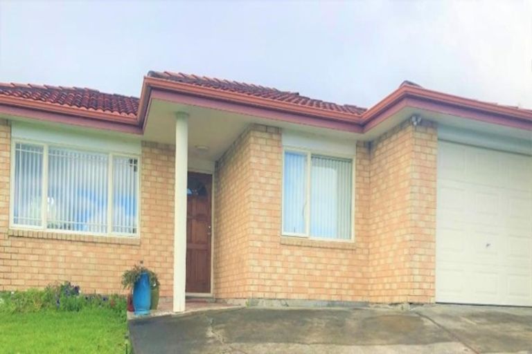 Photo of property in 26 Jadewynn Drive, Massey, Auckland, 0614