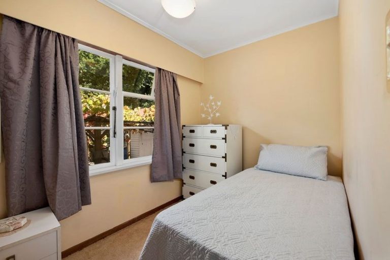 Photo of property in 3 Kapuranga Grove, Stokes Valley, Lower Hutt, 5019