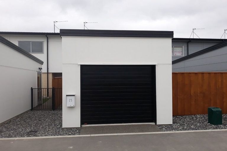 Photo of property in 25 Air Race Lane, Halswell, Christchurch, 8025