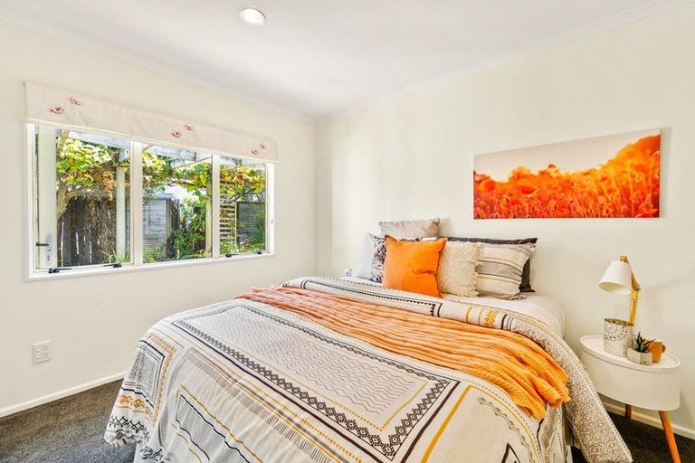 Photo of property in 11 Avion Terrace, Raumati Beach, Paraparaumu, 5032