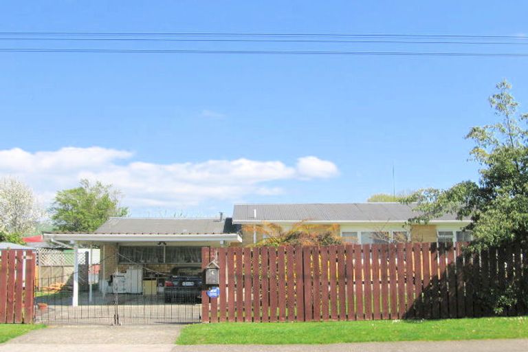Photo of property in 4 Roosevelt Road, Western Heights, Rotorua, 3015