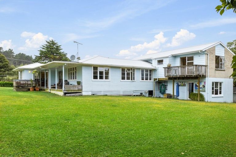 Photo of property in 616a Peak Road, Helensville, 0875