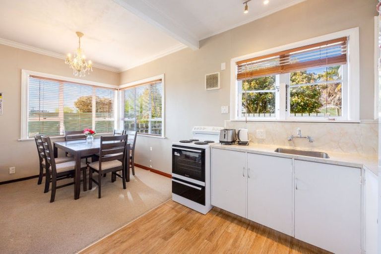 Photo of property in 1 Ruataniwha Street, Waipukurau, 4200
