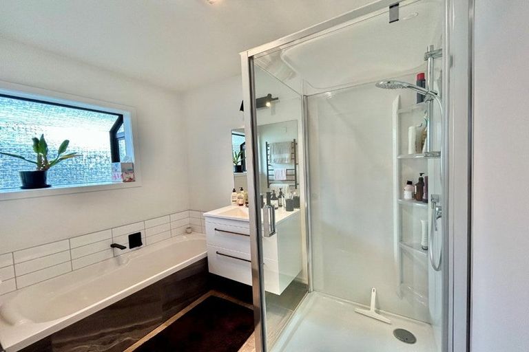Photo of property in 8 Clement Place, Greenmeadows, Napier, 4112