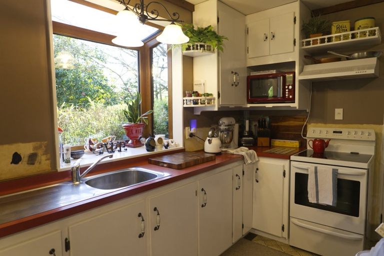 Photo of property in 1067 Milton Highway, Lovells Flat, Milton, 9292