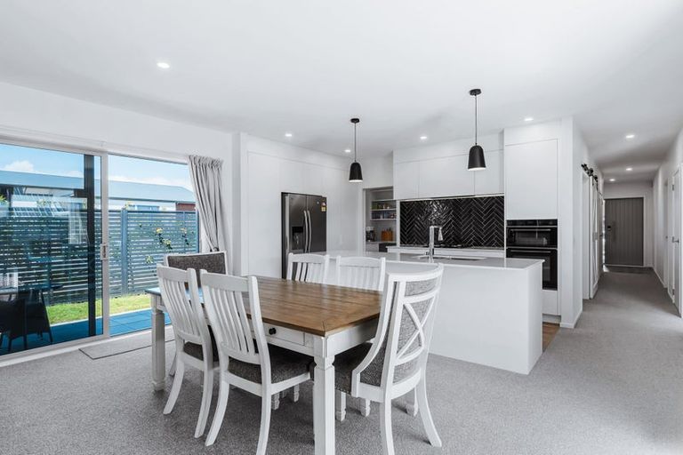 Photo of property in 15 Tai Road, Wharewaka, Taupo, 3330