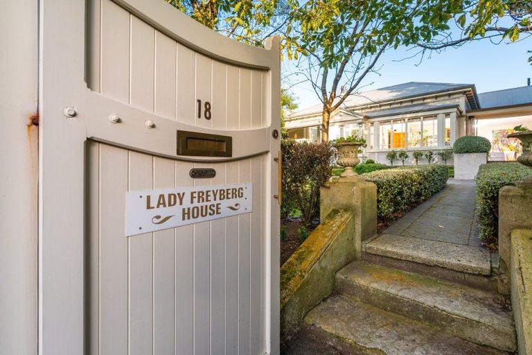 Photo of property in Lady Freyberg House, 18 Moturoa Street, Pipitea, Wellington, 6011