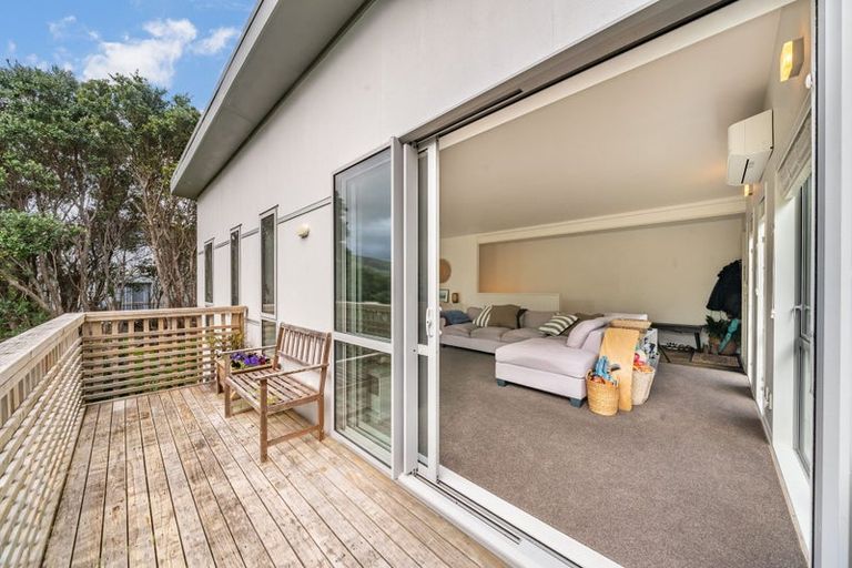 Photo of property in 6b Rawhiti Road, Pukerua Bay, 5026