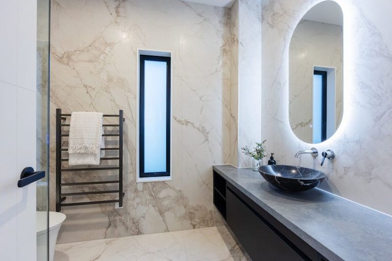 Photo of property in 218 Vaughans Road, Long Bay, Auckland, 0792