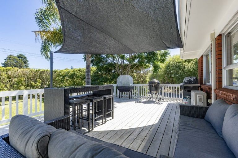 Photo of property in 37 Maude Street, Riverhead, 0820