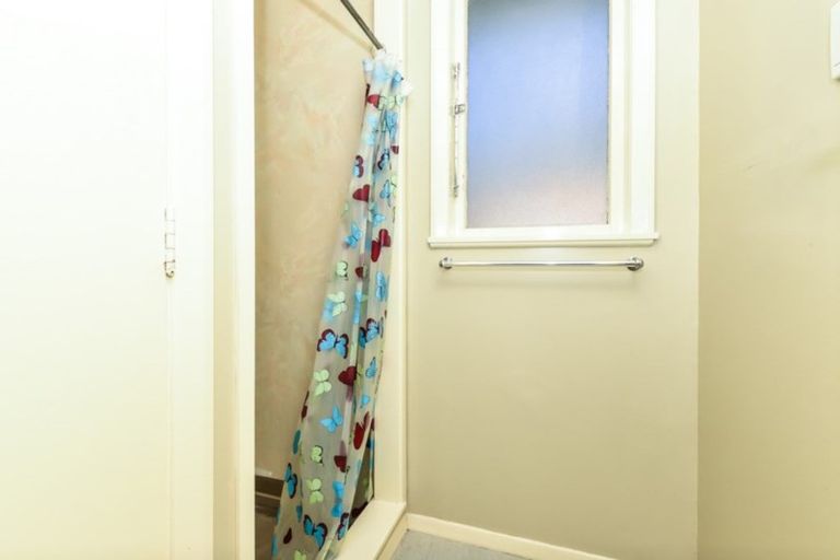 Photo of property in 4 Prisk Street, Melville, Hamilton, 3206