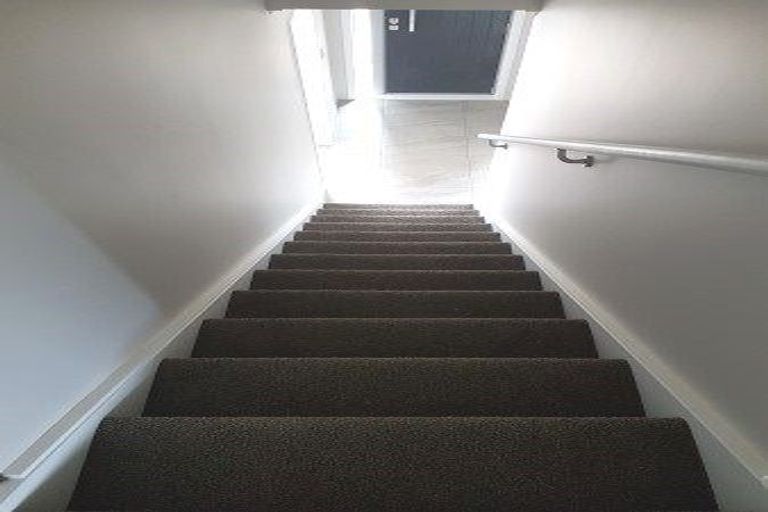 Photo of property in 9a Madeira Close, Whitby, Porirua, 5024