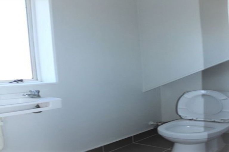 Photo of property in 10 Rewa Street, New Lynn, Auckland, 0600