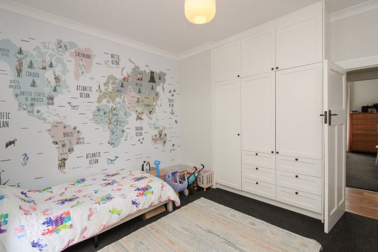 Photo of property in 71 Freyberg Street, Lyall Bay, Wellington, 6022