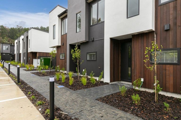Photo of property in 12/28 Raukawa Street, Stokes Valley, Lower Hutt, 5019