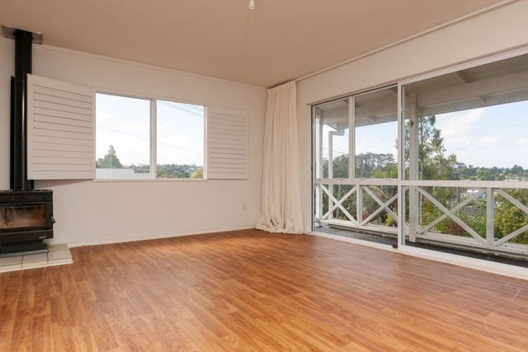 Photo of property in 1a Helena Street, Massey, Auckland, 0614