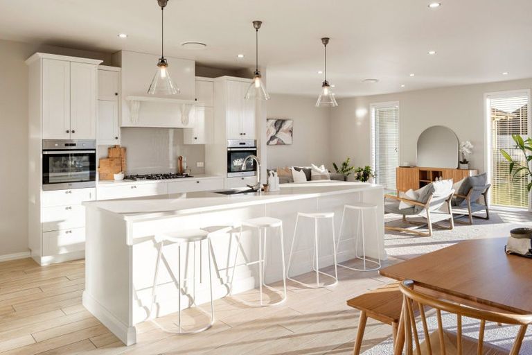 Photo of property in 129 Saint Kilda Road, Cambridge, 3434