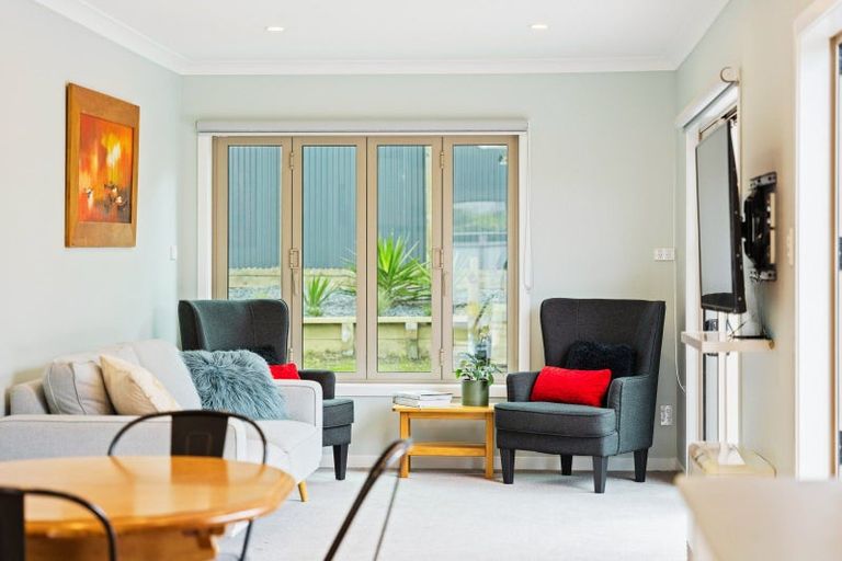 Photo of property in 50 Seaview Road, Paraparaumu Beach, Paraparaumu, 5032