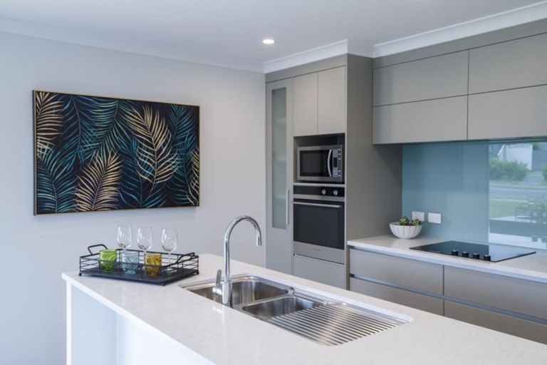 Photo of property in 15 Pitoitoi Drive, Riverhead, 0820