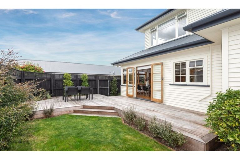 Photo of property in 157 Innes Road, St Albans, Christchurch, 8052