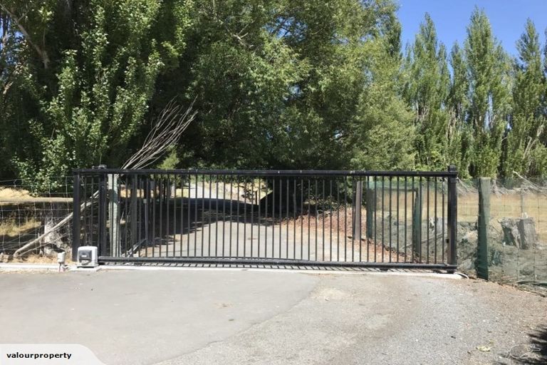 Photo of property in 426 Sawyers Arms Road, Harewood, Christchurch, 8051