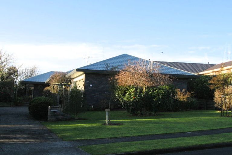 Photo of property in 15 Prospect Place, Western Heights, Hamilton, 3200