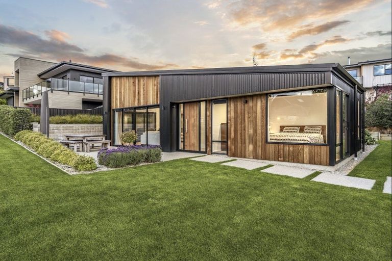 Photo of property in 6 Mills Road, Wanaka, 9305