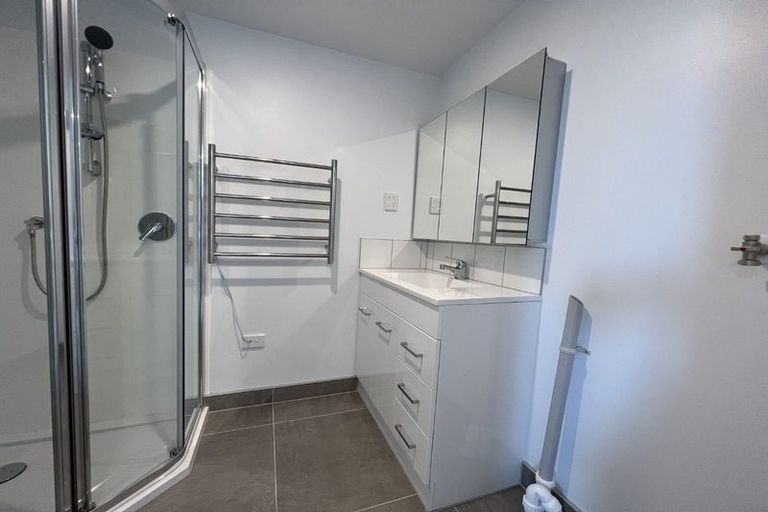 Photo of property in 103/28c Eileen Newey Place, Henderson, Auckland, 0612