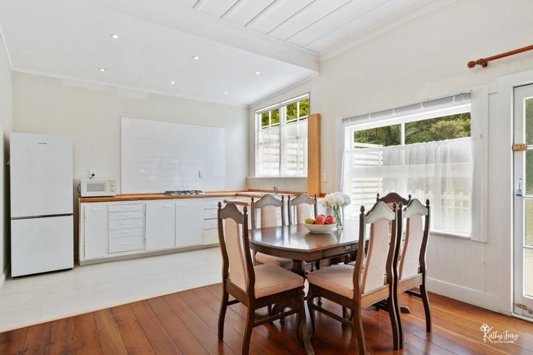 Photo of property in 27 Donnellys Station Road, Donnellys Crossing, Dargaville, 0379