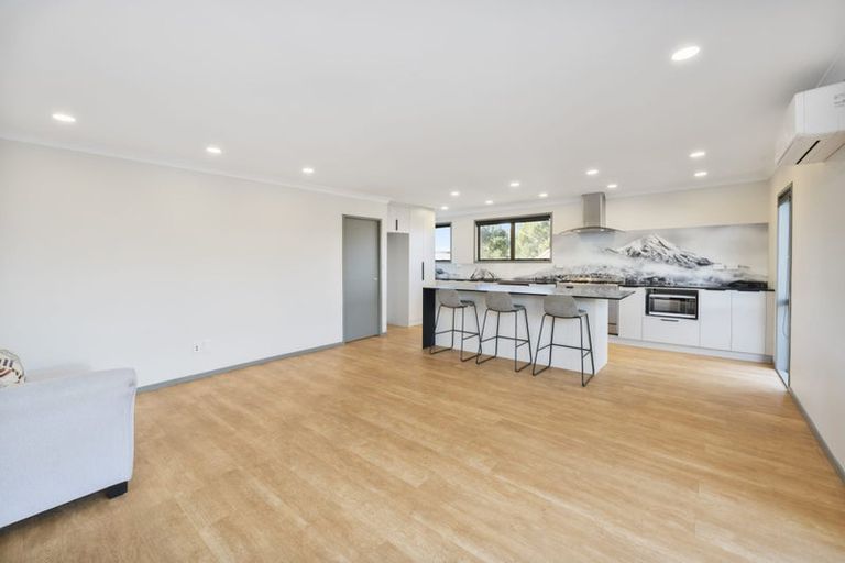 Photo of property in 66 Anich Road, Massey, Auckland, 0614