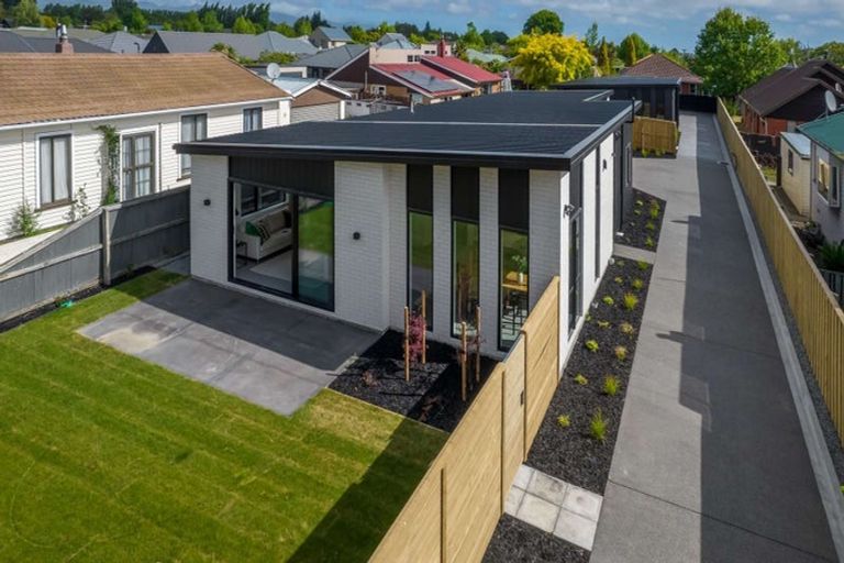 Photo of property in 1/557 Cranford Street, Papanui, Christchurch, 8052