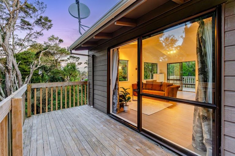Photo of property in 2/104 Ocean View Road, Northcote, Auckland, 0627