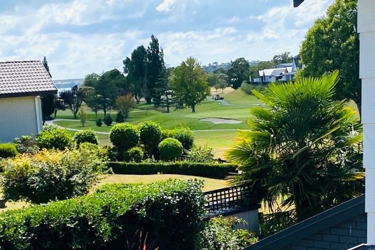 Photo of property in 52 Links View Drive, Omokoroa, 3114