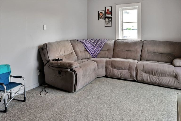 Photo of property in 14 Johnstone Street, Tinwald, Ashburton, 7700
