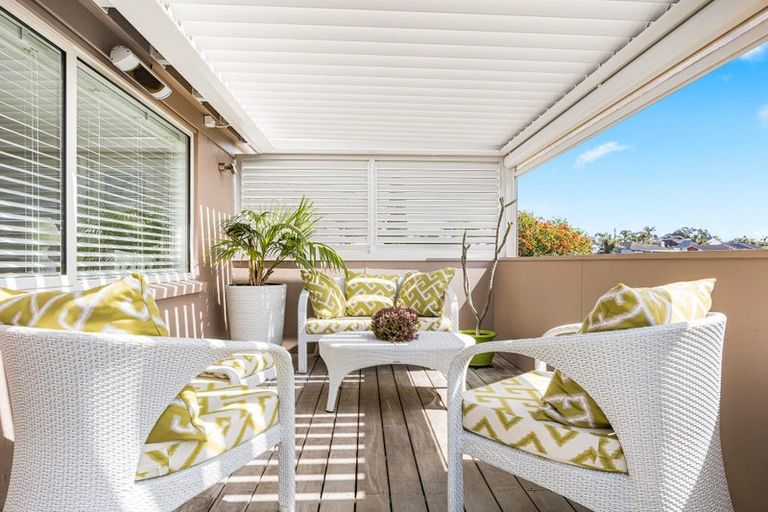 Photo of property in 1/24 Clifton Road, Hauraki, Auckland, 0622