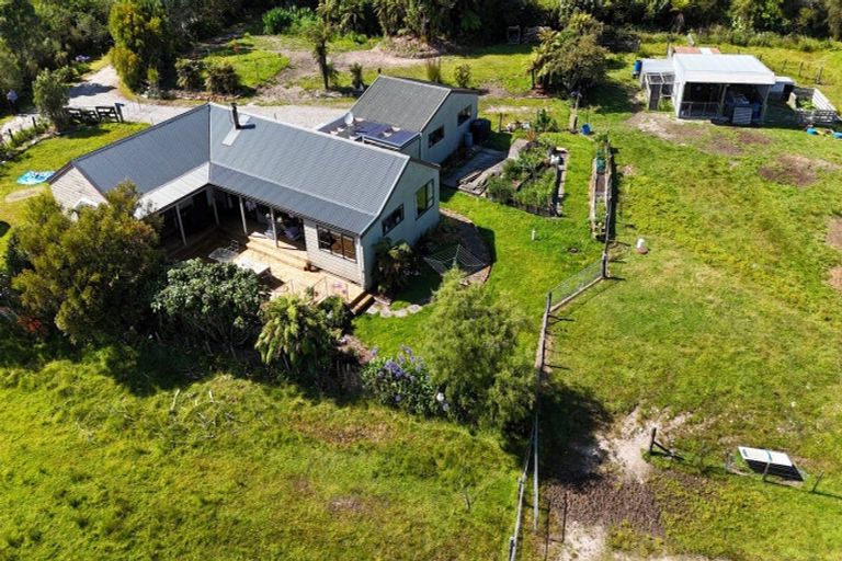 Photo of property in 1 State Highway 67, Westport, 7891