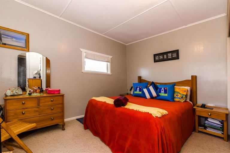 Photo of property in 14 Middleton Road, Paraparaumu Beach, Paraparaumu, 5032